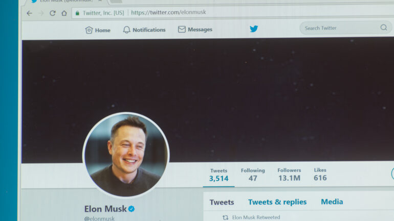 Elon Muskile meeldib teatud aktsiate väärtust oma tviitidega kergitada.